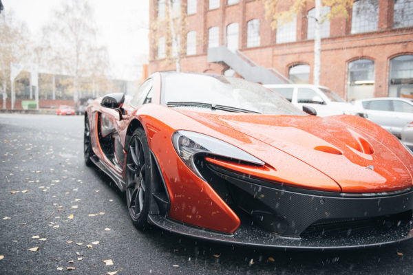 McLaren P1